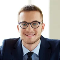 李明 - CEO - 科技先锋 - pp模拟器